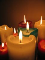Laci hitvallas kulonbozo gyertyak